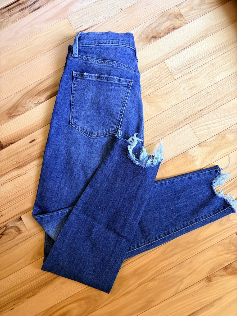 Lucky Brand Dark Blue Skinny Jeans with Distressed Knees